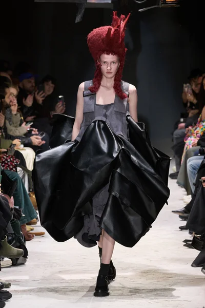 Look 4